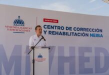 Ministro Ito Bisonó inicia en Neiba construcción del noveno CCR de los 10 anunciados por el presidente Abinader para 2026