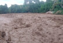 Fuertes aguaceros caídos sobre la parte alta del municipio de los Ríos provocan desbordamiento del Río Barrero